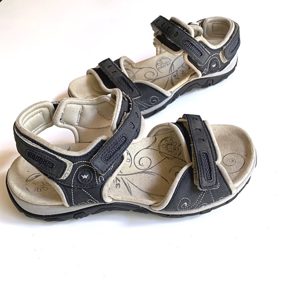 allrounder sandals